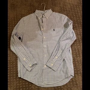 Long sleeve Ralph Lauren collared shirt Y16
